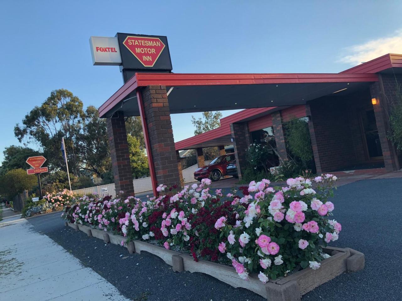 Statesman Motor Inn Ararat Zewnętrze zdjęcie